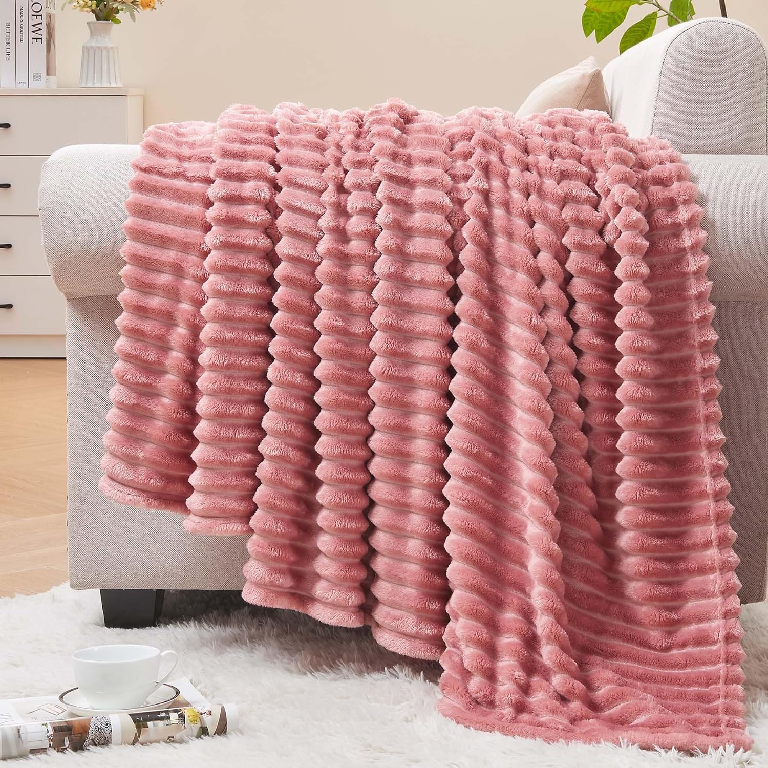Fleece Throw Blanket for Couch – 3D Ribbed Jacquard Soft and Warm Decorative Fuzzy Blanket – Cozy, Fluffy, Plush Lightweight Pink Throw Blankets for Bed, Sofa, 50x60 inches